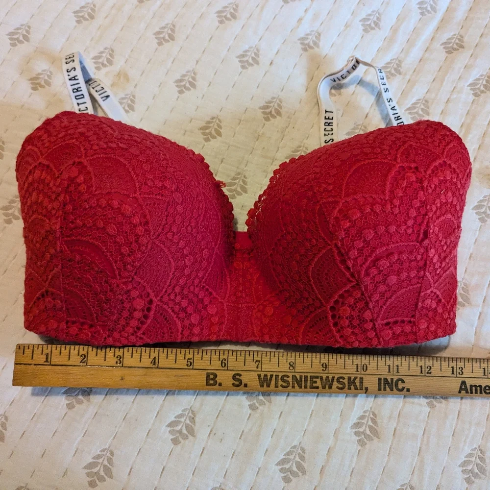 Red lace Victoria's secret bra with logo straps 36DDD - Picture 1 of 7